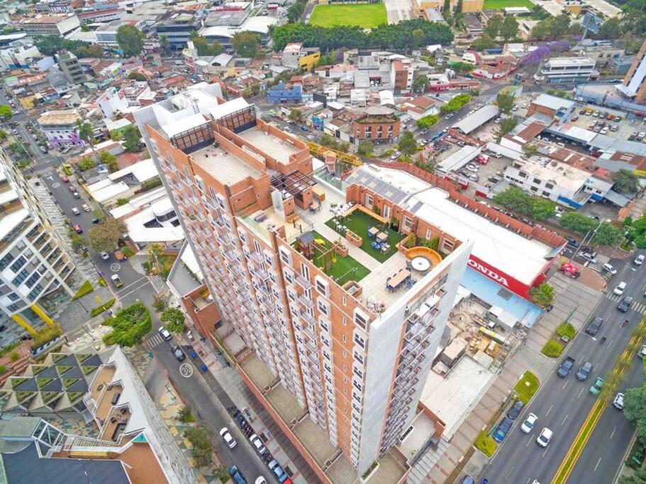 Lovely 1 Bedroom Unit With Free Parking Modra Zone 4 Guatemalaváros Kültér fotó