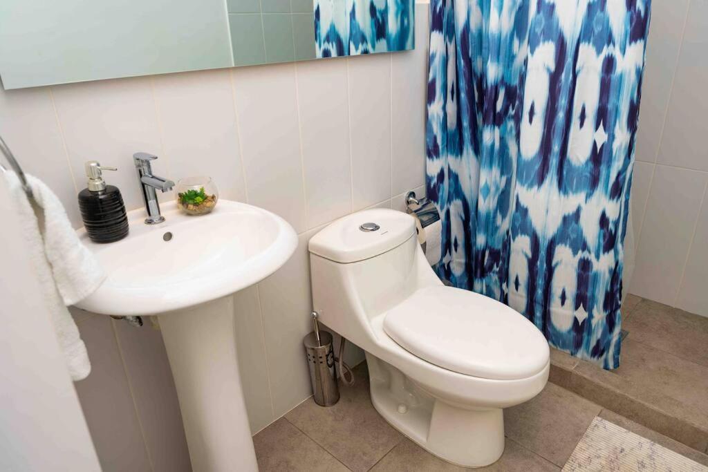 Lovely 1 Bedroom Unit With Free Parking Modra Zone 4 Guatemalaváros Kültér fotó